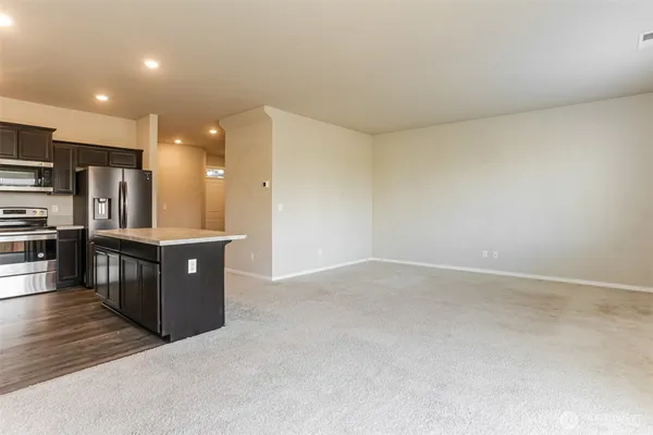 $550,000 | 18220 110th Avenue East, Puyallup, WA 98374