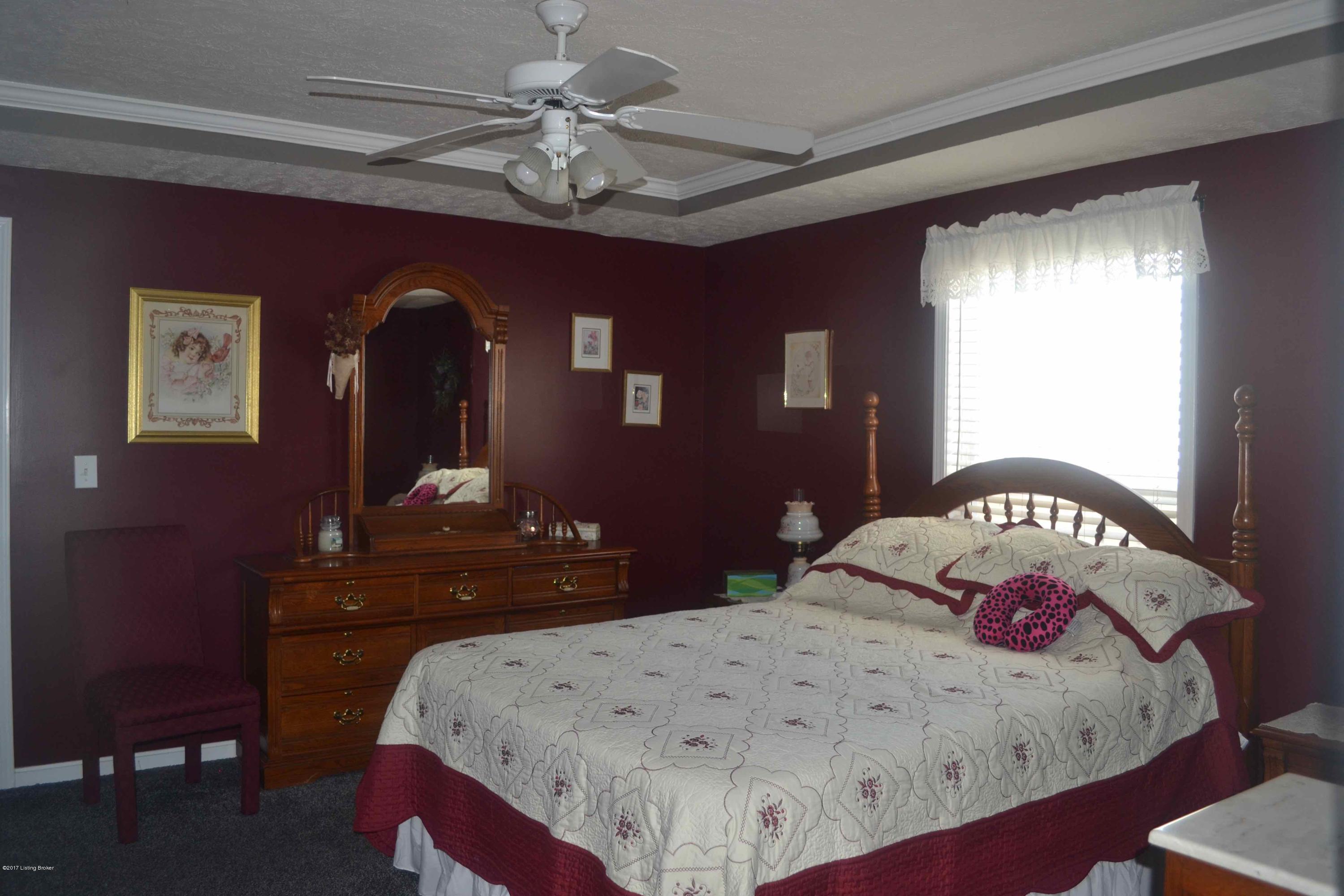 986 Beech Grv Road Shepherdsville, KY 40165 - Photo 13 of 20 Master Bedroom