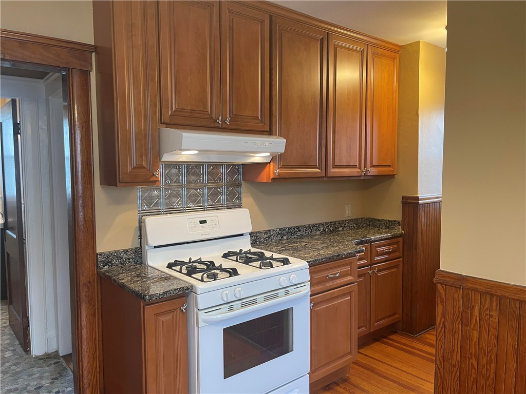 169 Francis Avenue, Unit 2 Pawtucket, RI 02860 - Photo 4 of 14