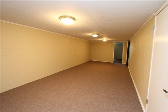 301 South Greene Road Goshen, IN 46526 - Photo 14 of 19 Gallery Image 14