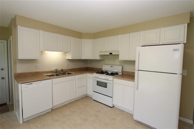 301 South Greene Road Goshen, IN 46526 - Photo 3 of 19 Gallery Image 3