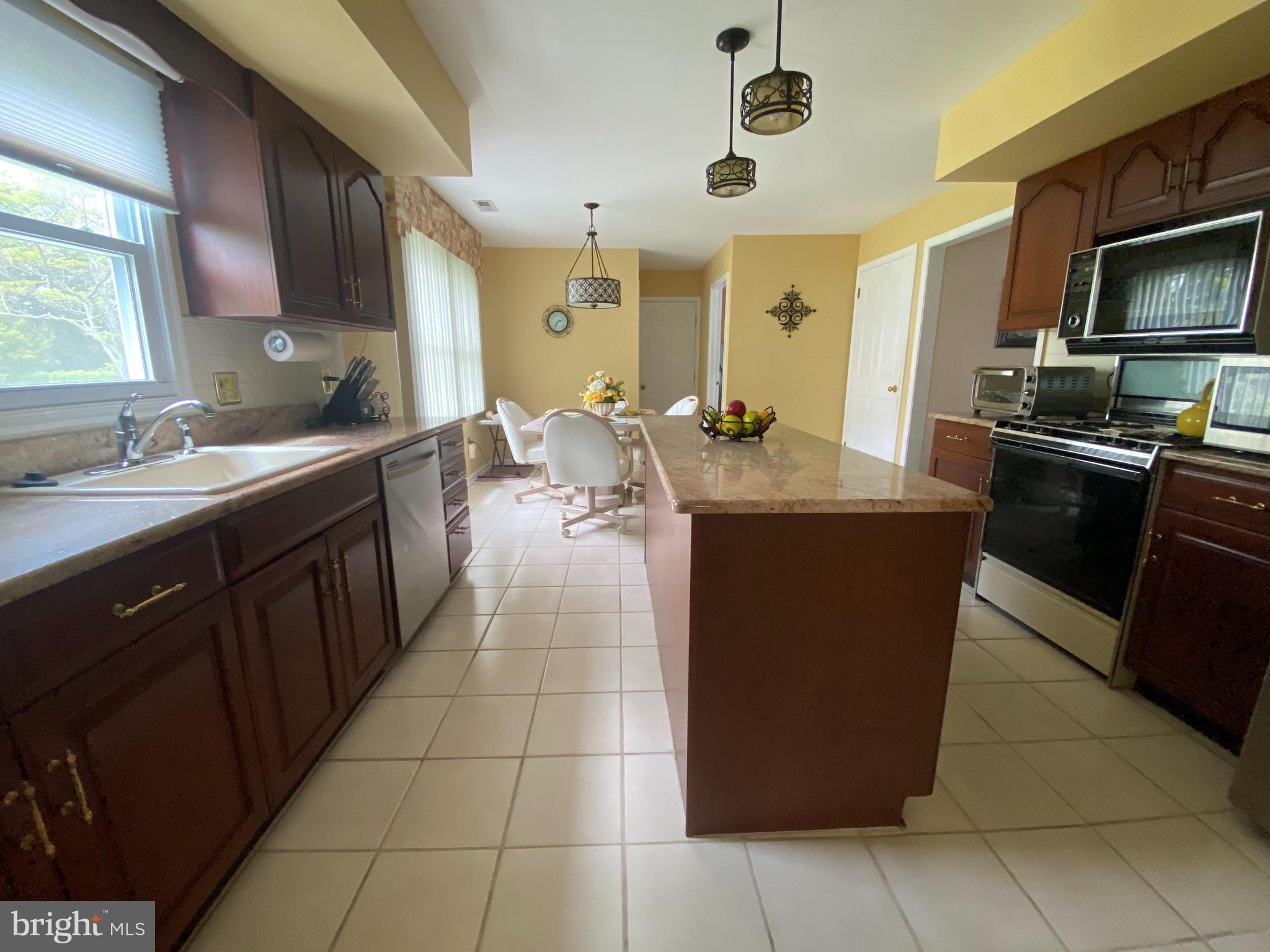 1 Swallow Road Southampton, PA 18966 - Photo 26 of 52 Kitchen