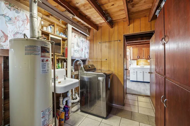 $649,900 | 22-24 Perkins Avenue, Hampton, NH 03842