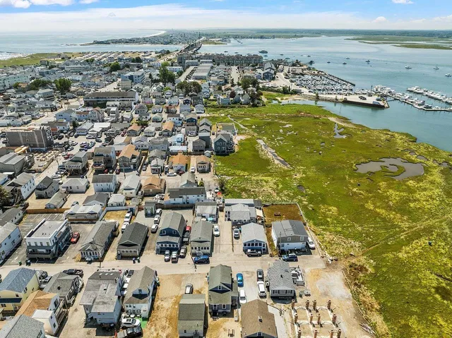 $649,900 | 22-24 Perkins Avenue, Hampton, NH 03842