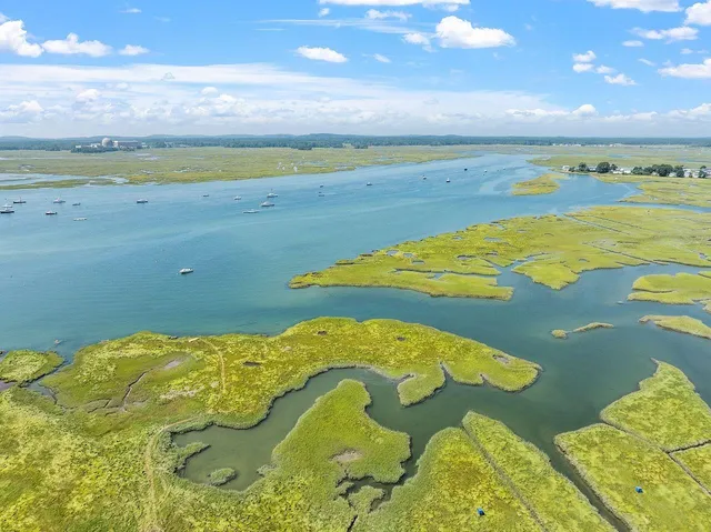 $649,900 | 22-24 Perkins Avenue, Hampton, NH 03842