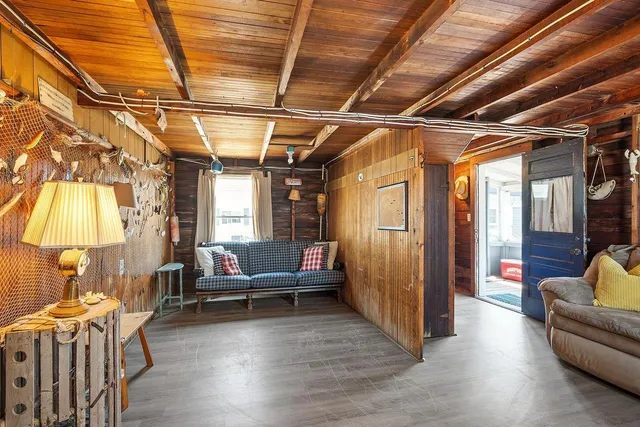 $649,900 | 22-24 Perkins Avenue, Hampton, NH 03842