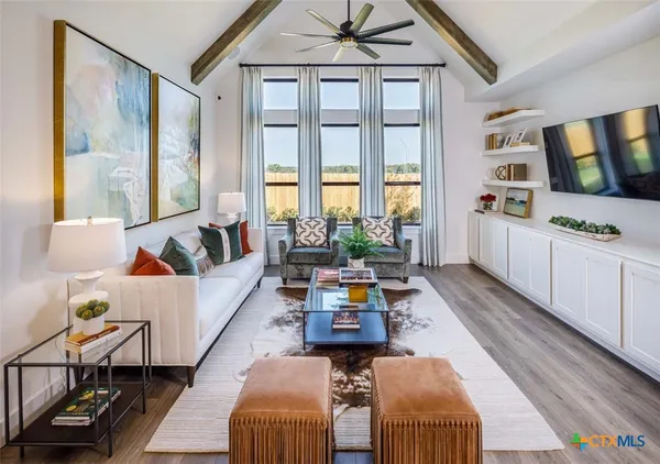 $524,990 | 228 White Oak, Castroville, TX 78009