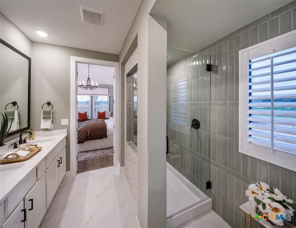 $524,990 | 228 White Oak, Castroville, TX 78009