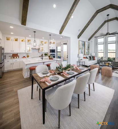 $524,990 | 228 White Oak, Castroville, TX 78009