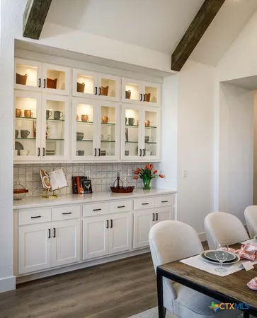 $524,990 | 228 White Oak, Castroville, TX 78009