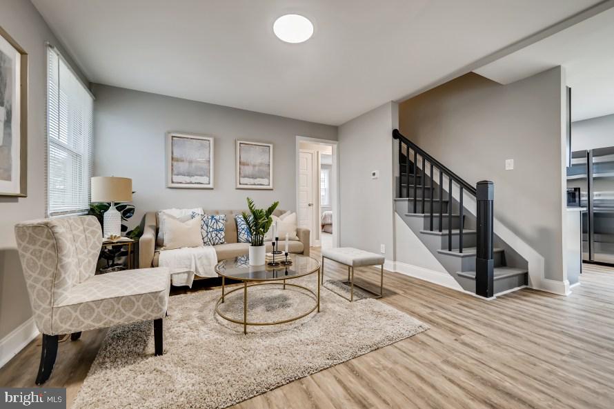 Welcome to 8128 Longpoint Rd