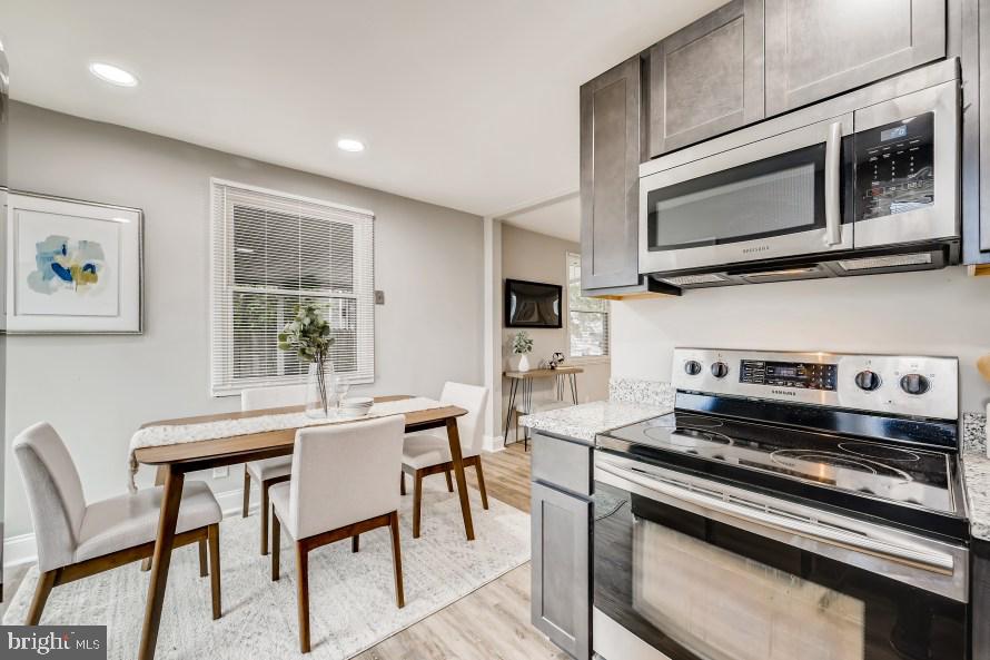 8128 Longpoint Road Baltimore, MD 21222 - Photo 12 of 32 Kitchen