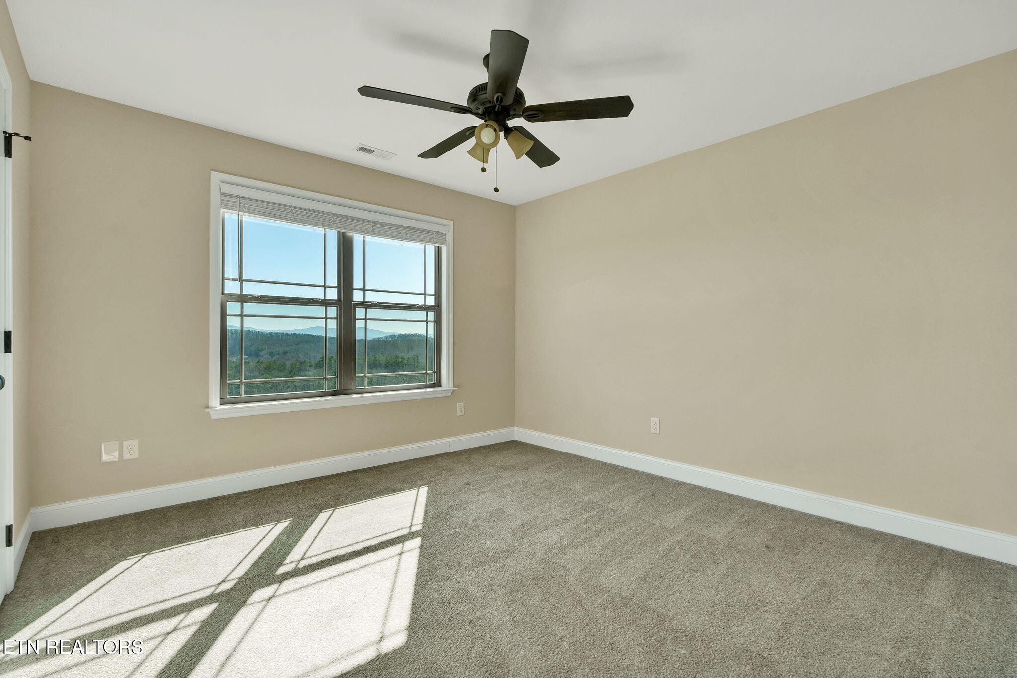 129 Timber Top Crossing Cleveland, TN 37323 - Photo 28 of 49 36-web-or-mls-DSC02564