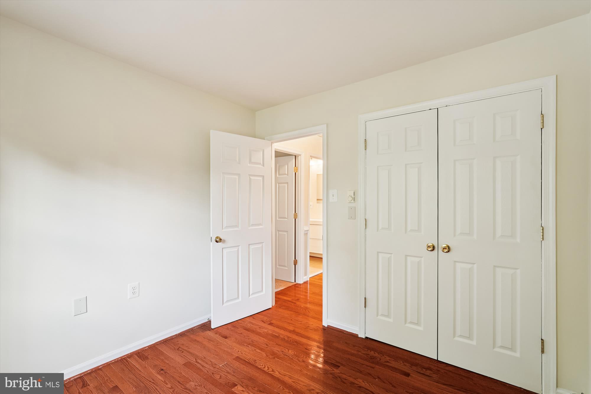 227 Dry Mill Road Southwest Leesburg, VA 20175 - Photo 21 of 38 wooden floor in an empty room