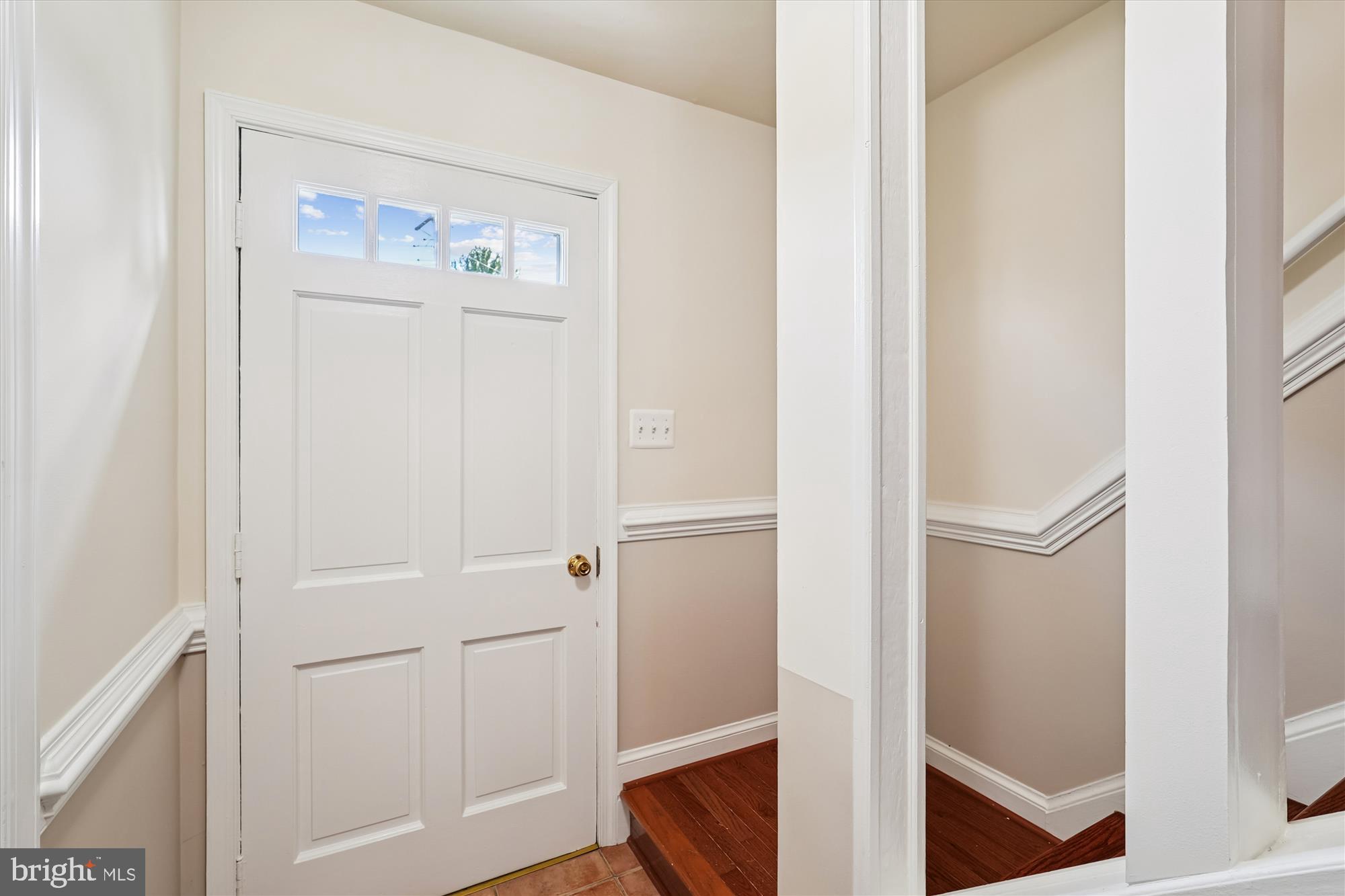 227 Dry Mill Road Southwest Leesburg, VA 20175 - Photo 5 of 38 a view of walk in closet