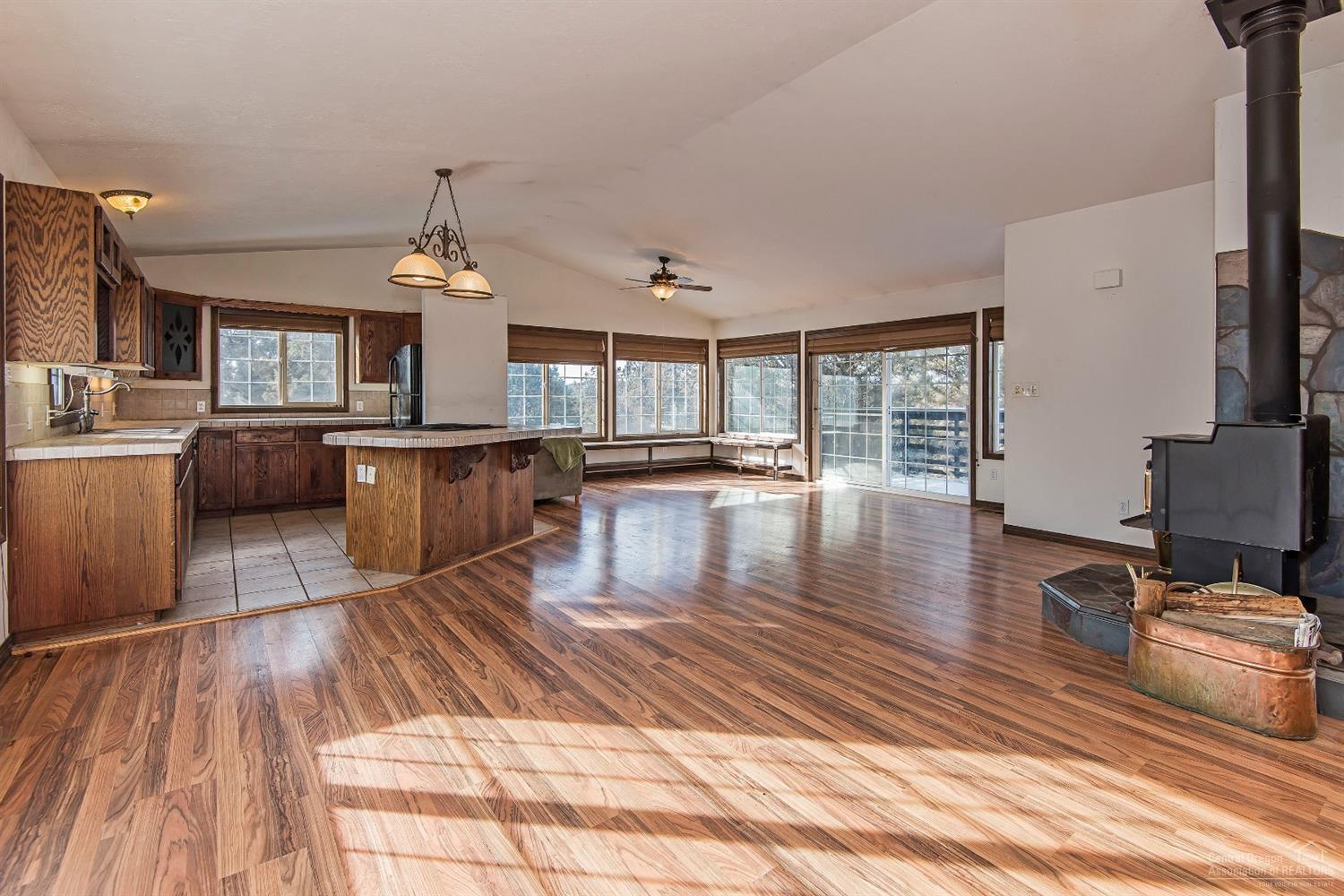 15799 Southwest Dove Road Terrebonne, OR 97760 - Photo 4 of 25 Additional Photo