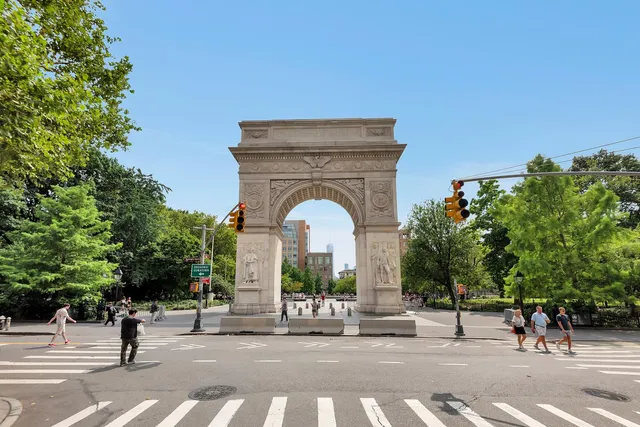 $1,200,000 | 11 5th Avenue, Unit 2V | Greenwich Village