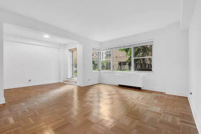 $1,200,000 | 11 5th Avenue, Unit 2V | Greenwich Village