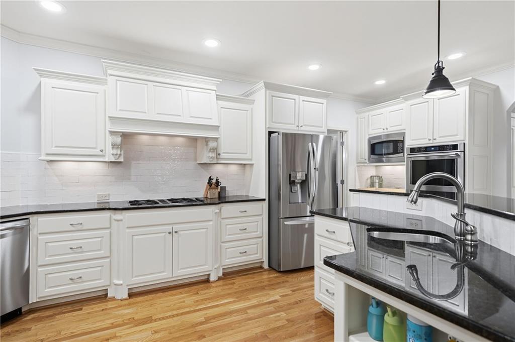 507 Blue Ridge Way Canton, GA 30114 - Photo 4 of 30