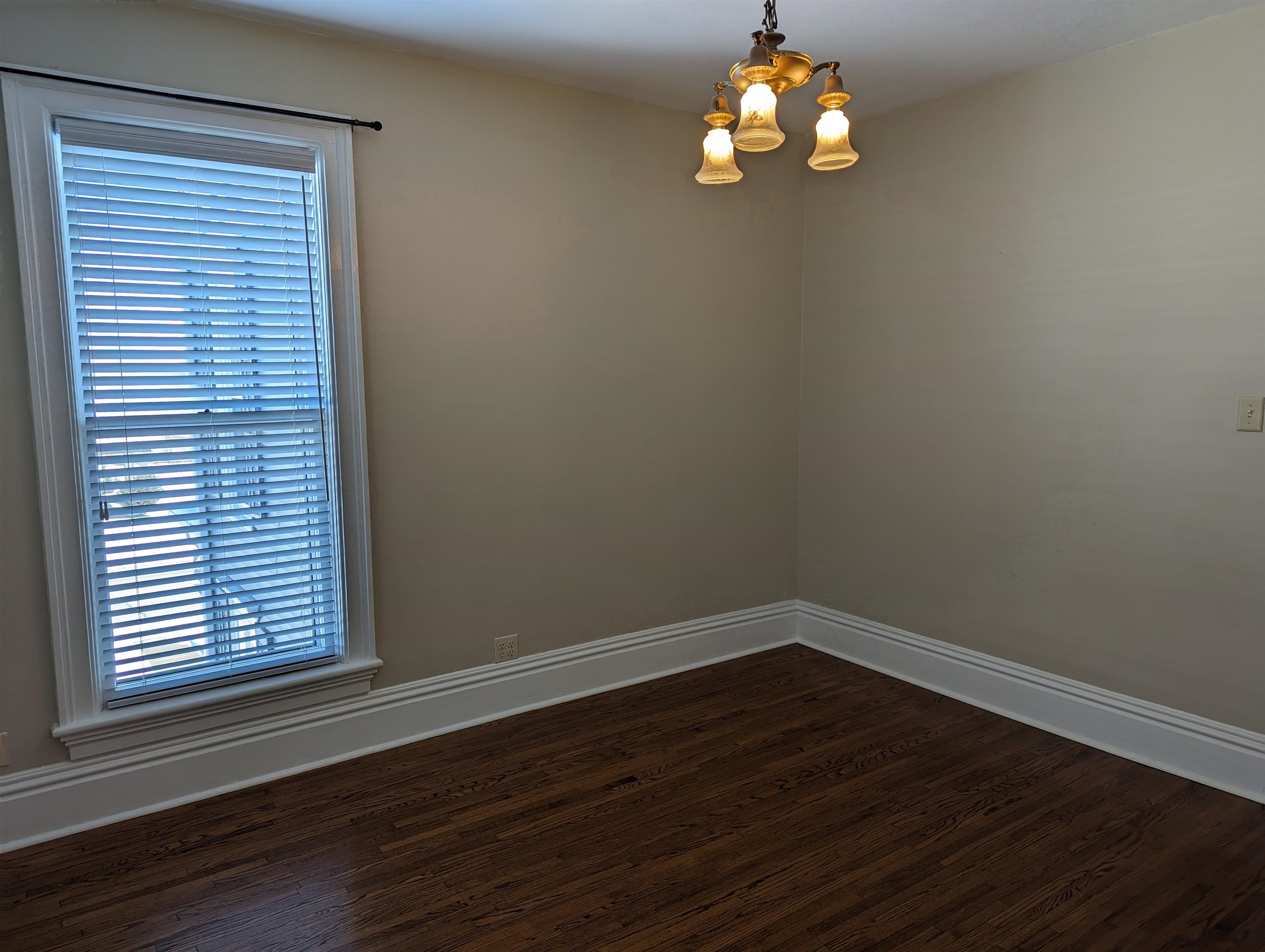 837 West Stephenson Street Freeport, IL 61032 - Photo 11 of 17