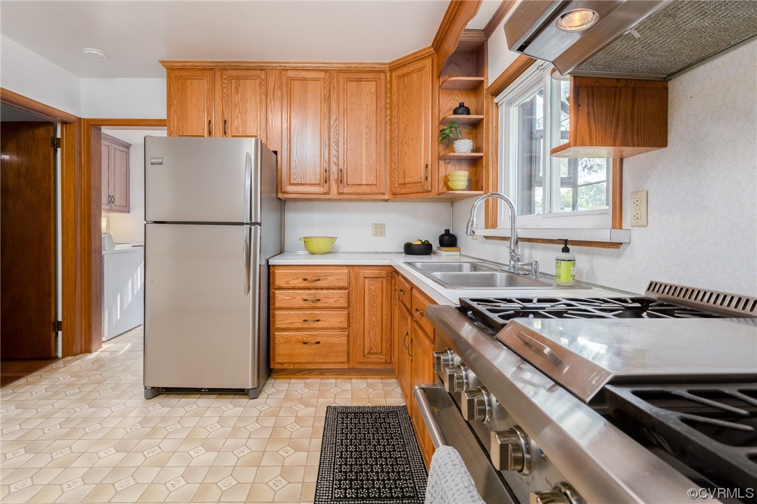 3905 Rosedale Avenue Richmond, VA 23227 - Photo 12 of 47 Gallery Image 12