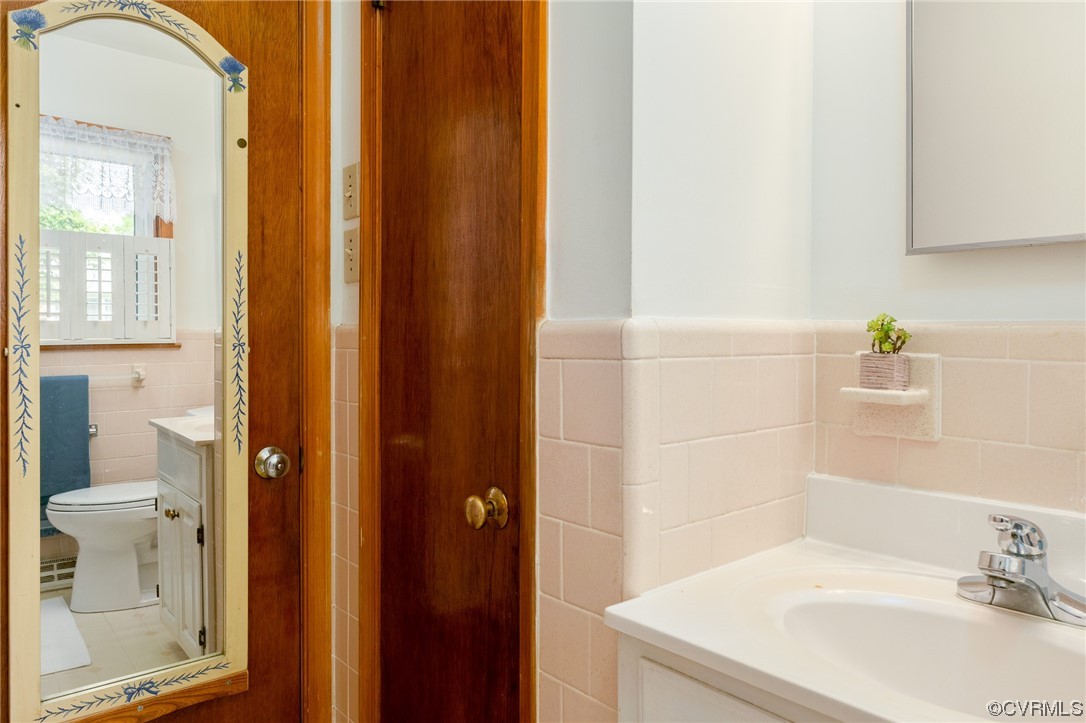 3905 Rosedale Avenue Richmond, VA 23227 - Photo 25 of 47 Gallery Image 25