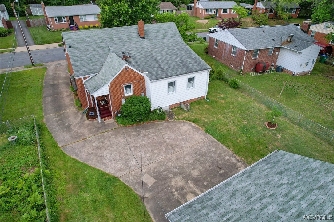 3905 Rosedale Avenue Richmond, VA 23227 - Photo 39 of 47 Plenty of parking!