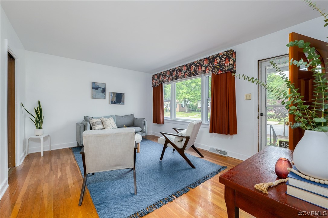 3905 Rosedale Avenue Richmond, VA 23227 - Photo 5 of 47 Original Hardwood Floors