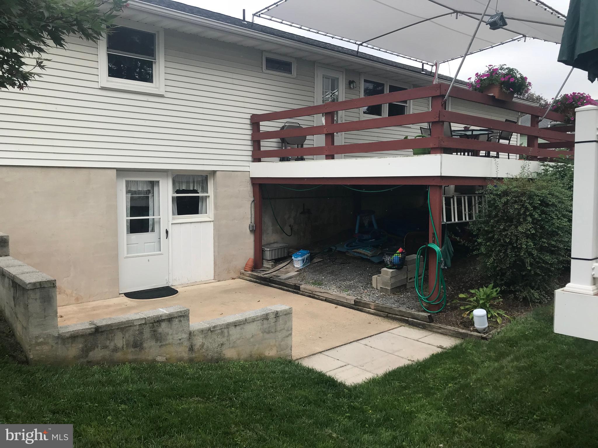40 Rachael Road Dover, PA 17315 - Photo 26 of 33 Rear Concrete patio off of LL