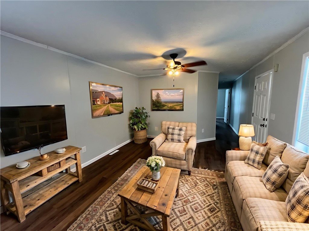 941 Waterloo Geneva Road Waterloo, NY 13165 - Photo 10 of 15