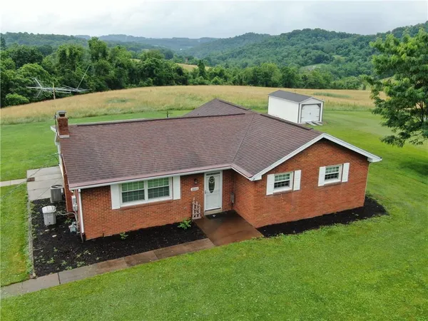 $349,900 | 3940 Park Avenue, Prosperity, PA 15329
