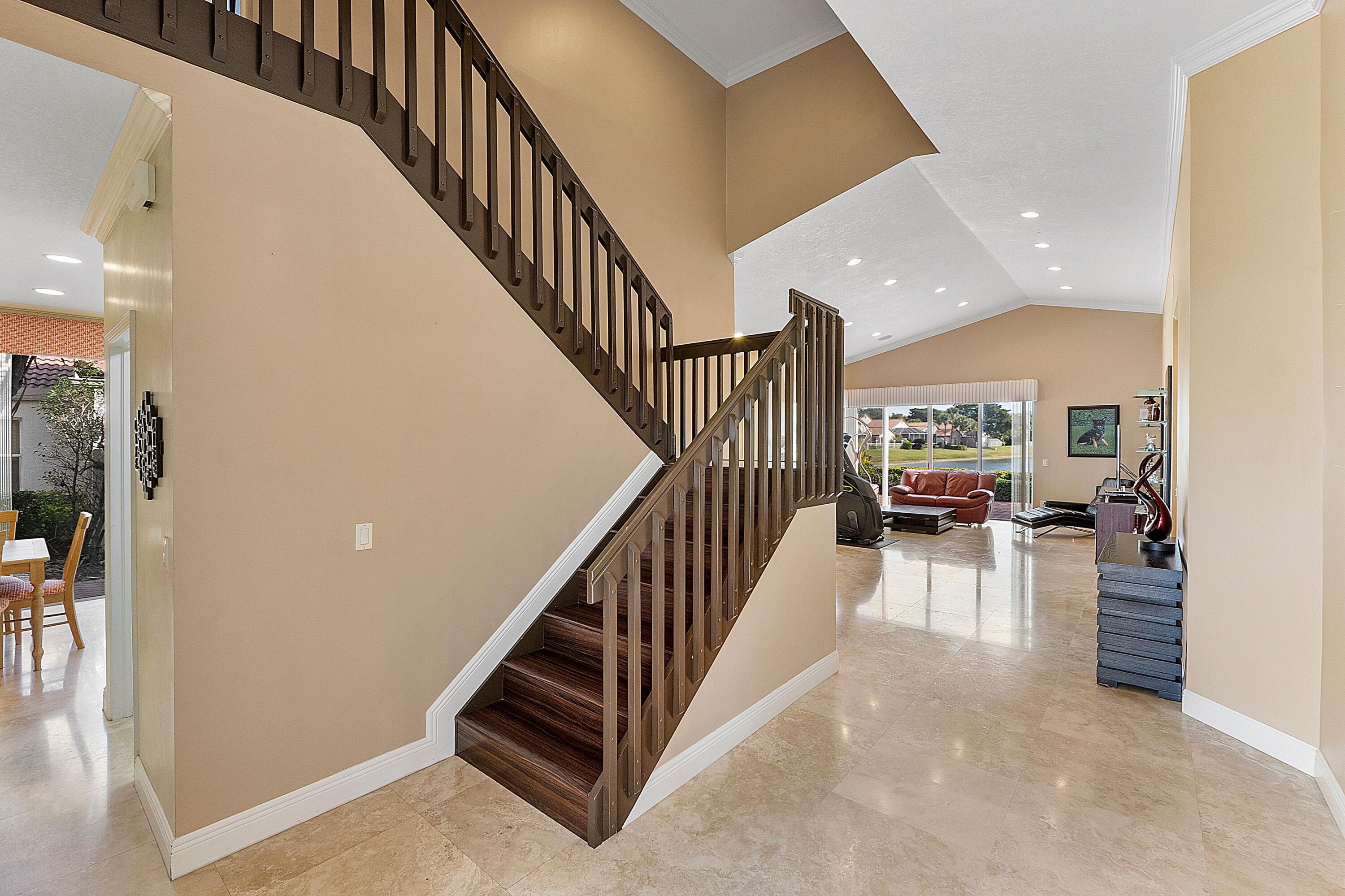 22570 Esplanada Drive Boca Raton, FL 33433 - Photo 5 of 47 foyer