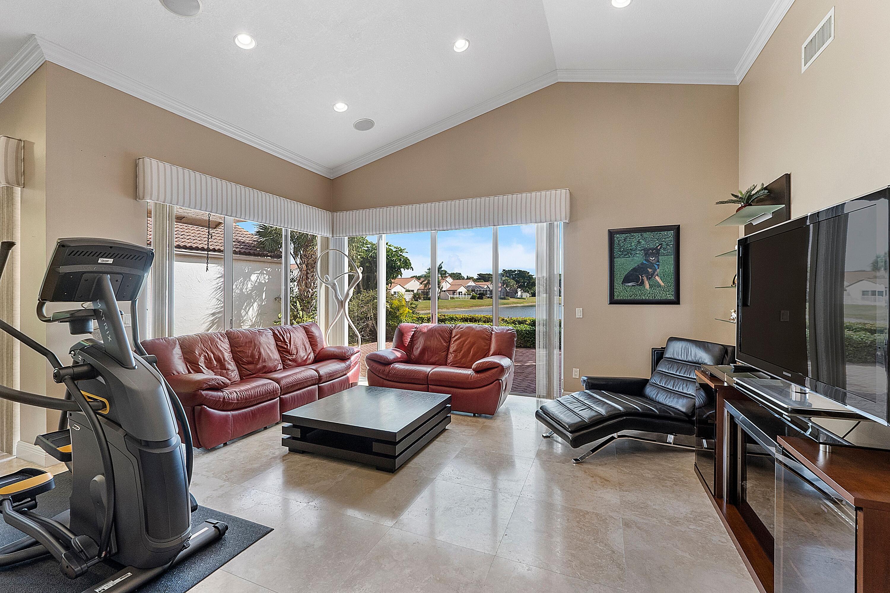 22570 Esplanada Drive Boca Raton, FL 33433 - Photo 6 of 47 living rm