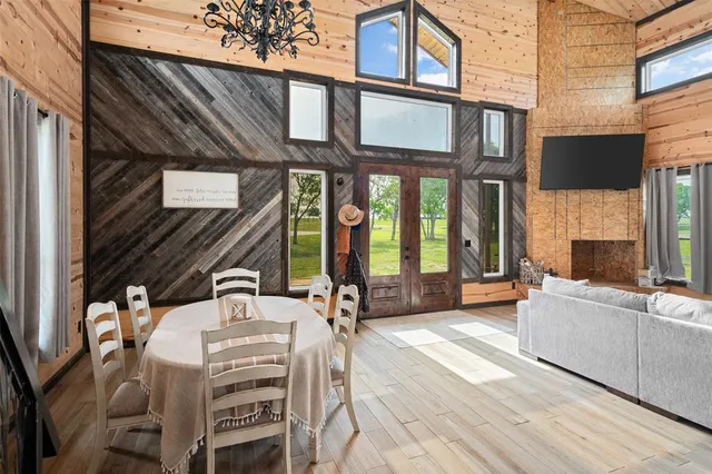 a view of an outdoor space with seating area