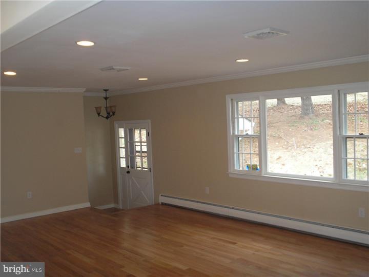 120 Mine Road Pennington, NJ 08534 - Photo 11 of 24 Living Room