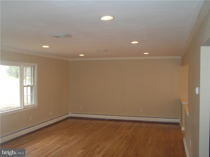 120 Mine Road Pennington, NJ 08534 - Photo 16 of 24 Living Room