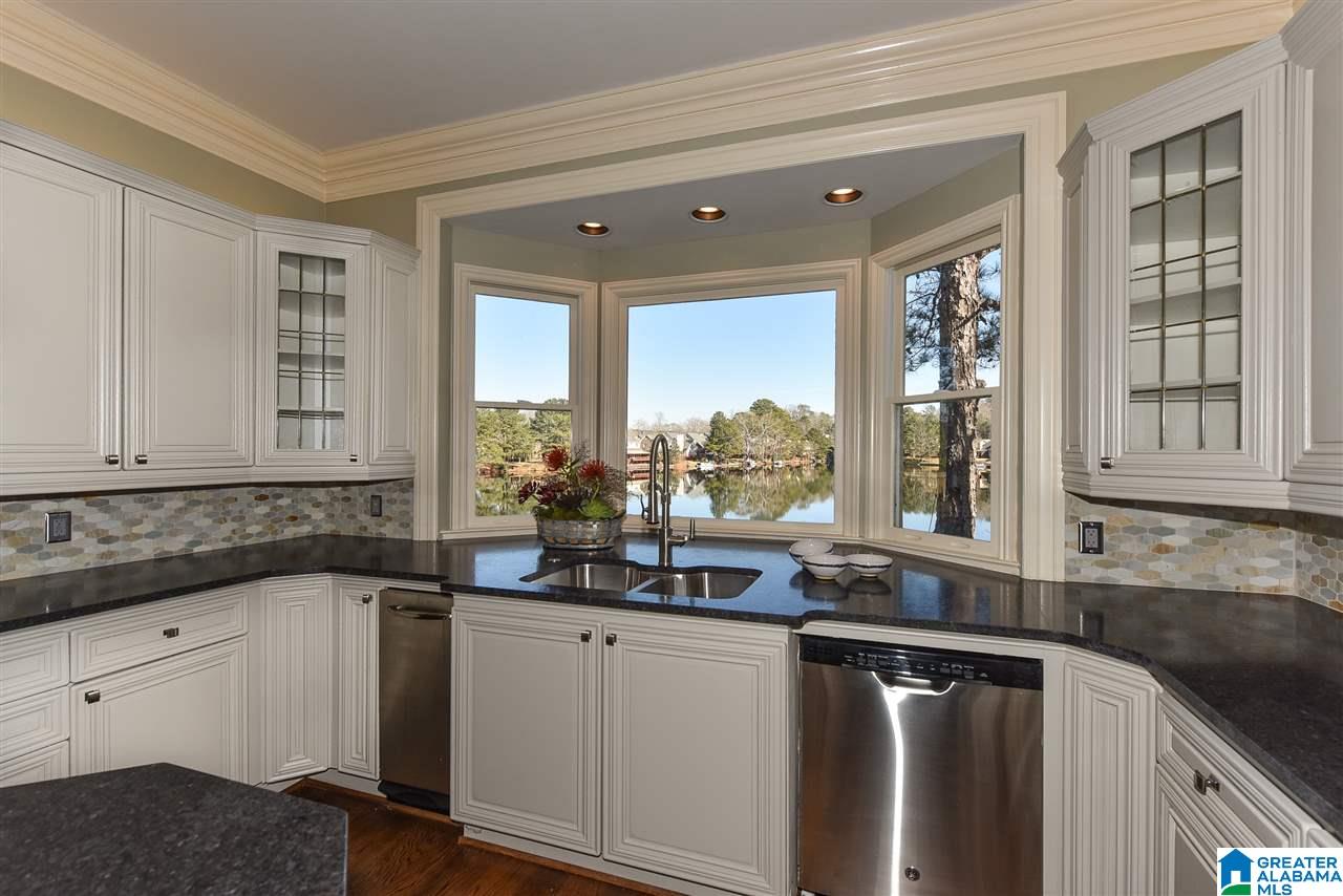 964 Lake Circle Birmingham, AL 35244 - Photo 10 of 50