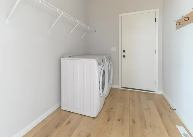 $549,900 | 468 Stoddard Drive, Oregon, WI 53575