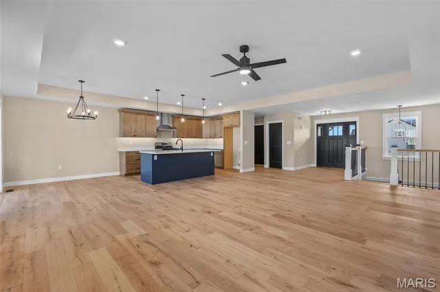 $555,000 | 1417 Guilford Place, Troy, IL 62294