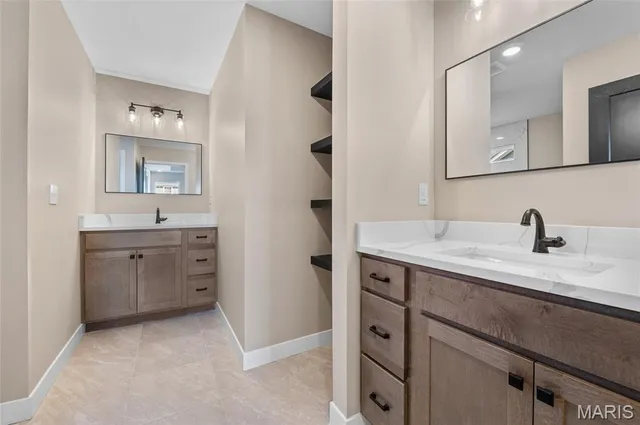 $555,000 | 1417 Guilford Place, Troy, IL 62294