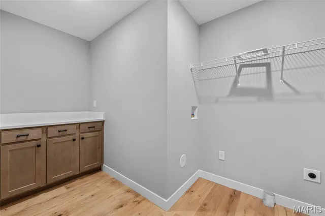 $555,000 | 1417 Guilford Place, Troy, IL 62294