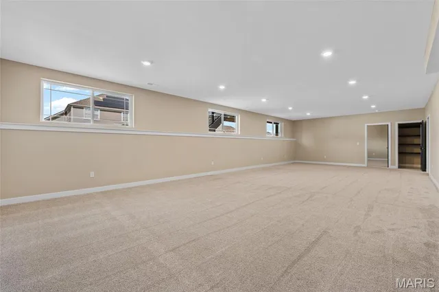 $555,000 | 1417 Guilford Place, Troy, IL 62294