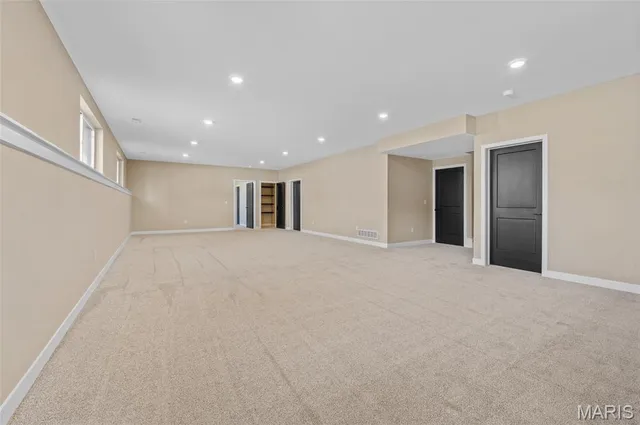 $555,000 | 1417 Guilford Place, Troy, IL 62294