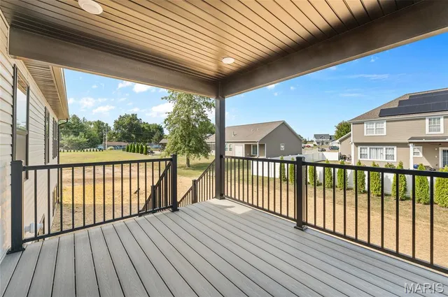 $555,000 | 1417 Guilford Place, Troy, IL 62294