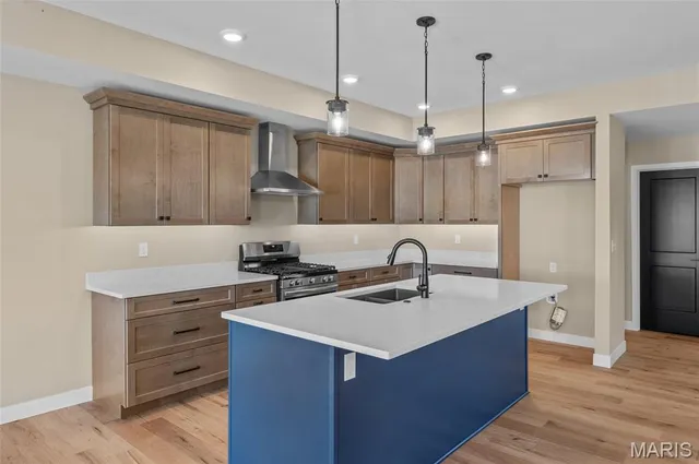 $555,000 | 1417 Guilford Place, Troy, IL 62294