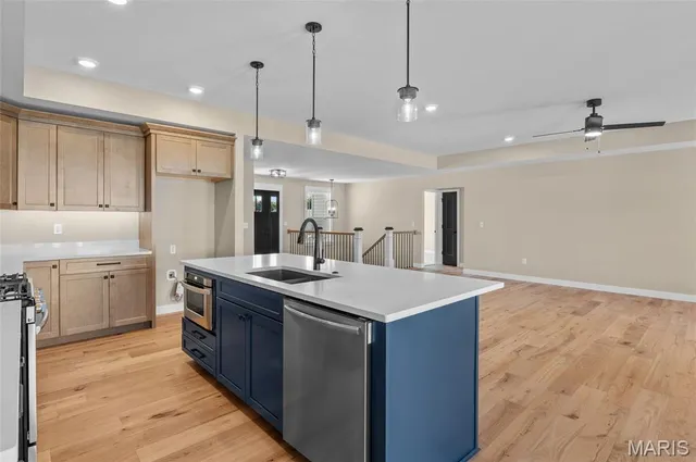 $555,000 | 1417 Guilford Place, Troy, IL 62294