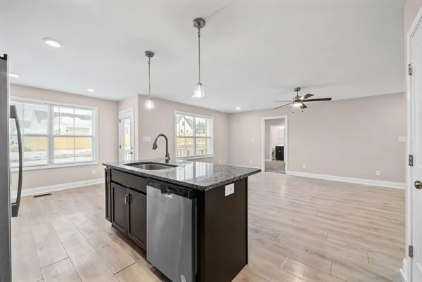 $1,800 | 1118 Tybee Drive, Clarksville, TN 37042