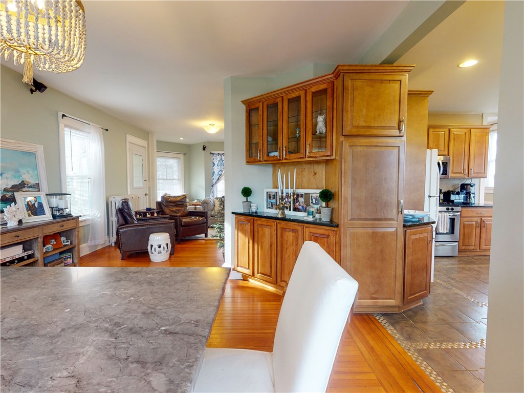 15 Malbone Road Newport, RI 02840 - Photo 19 of 37 Gallery Image 19