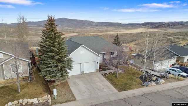 $539,900 | 214 Marble Drive, Evanston, WY 82930