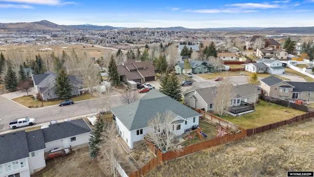 $539,900 | 214 Marble Drive, Evanston, WY 82930